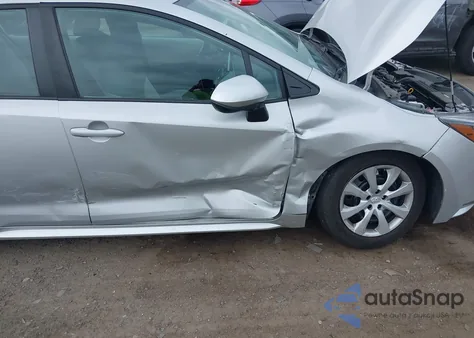 2021 Toyota Corolla Le z USA, uszkodzony, nr VIN 5YFEPMAE7MP191561